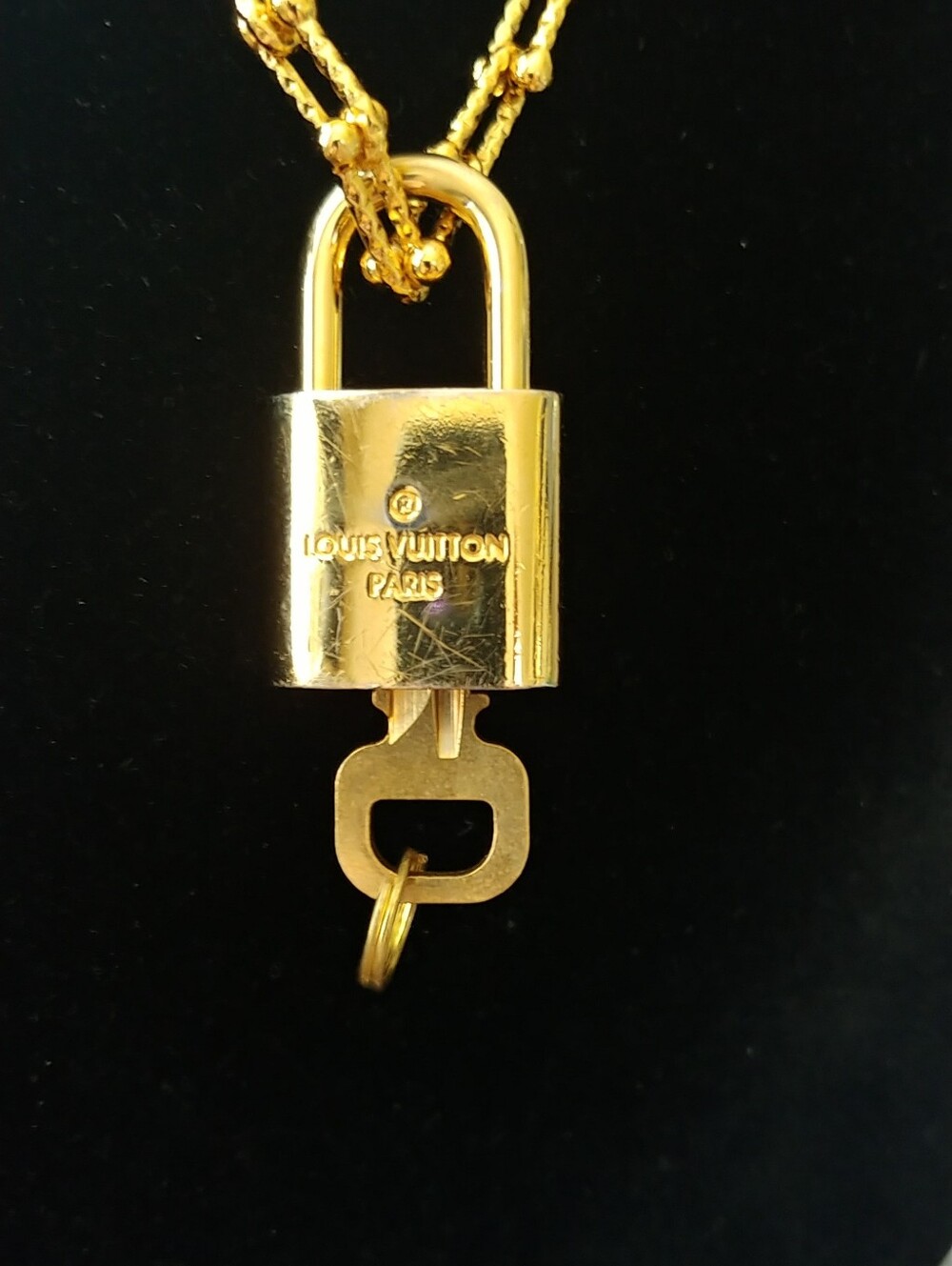 Louise Vuitton Necklace - Picture 5 of 8